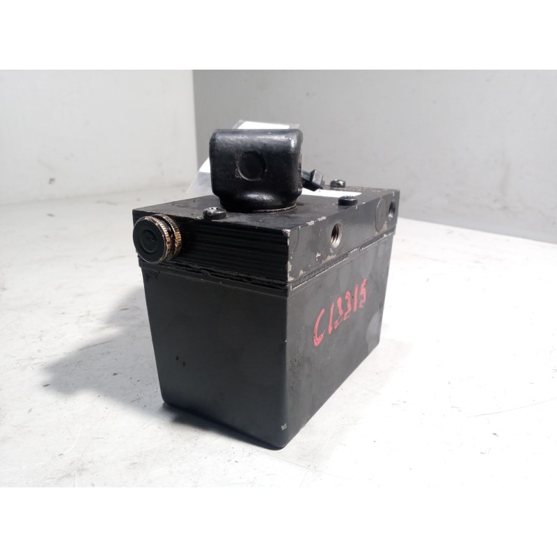 Recambio de bomba elevacion cabina para renault magnum ab 2005 12.0 diesel referencia OEM IAM 5010615920  051591860 - Blanco 5