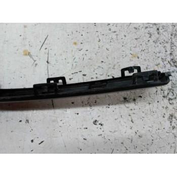 Recambio de molduras delanteras para peugeot 406 berlina (s1/s2) stdt referencia OEM IAM 9630405470 PARAGOLPES 
