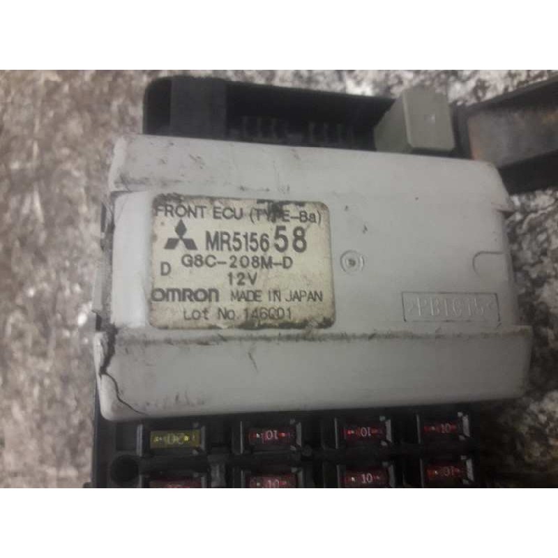 Recambio de caja reles / fusibles para mitsubishi montero (v60/v70) 3.5 gdi gls kaiteki (5-ptas.) referencia OEM IAM MR515658 G8 - Verde 2
