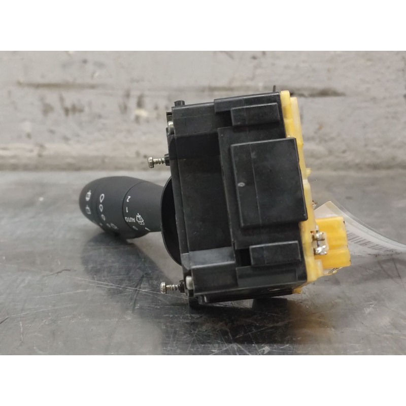 Recambio de mando limpia para renault clio iv (bh_) 0.9 tce 90 referencia OEM IAM 10670323 - Blanco 4