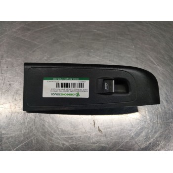 MANDO ELEVALUNAS DELANTERO DERECHO ET76240A40B 