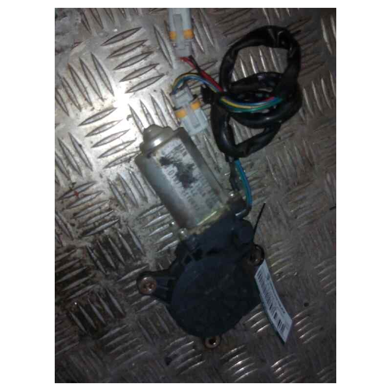 Recambio de motor elevalunas delantero derecho para man tg - a 18.430 fg / bb (e3/e4) l referencia OEM IAM 81286016130 - Blanco