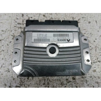 Recambio de centralita motor uce para renault scenic ii dynamique referencia OEM IAM 8200509516 215854212A 6165661989