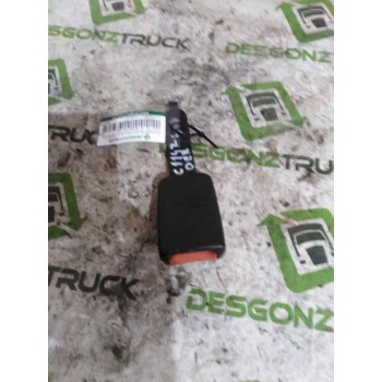 ENGANCHE DE CINTURON DELANTERO DERECHO 560876802 
