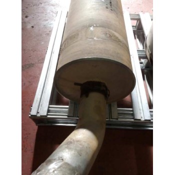 Recambio de tubo escape trasero para nissan trucks atleon 165 referencia OEM IAM 091011010  