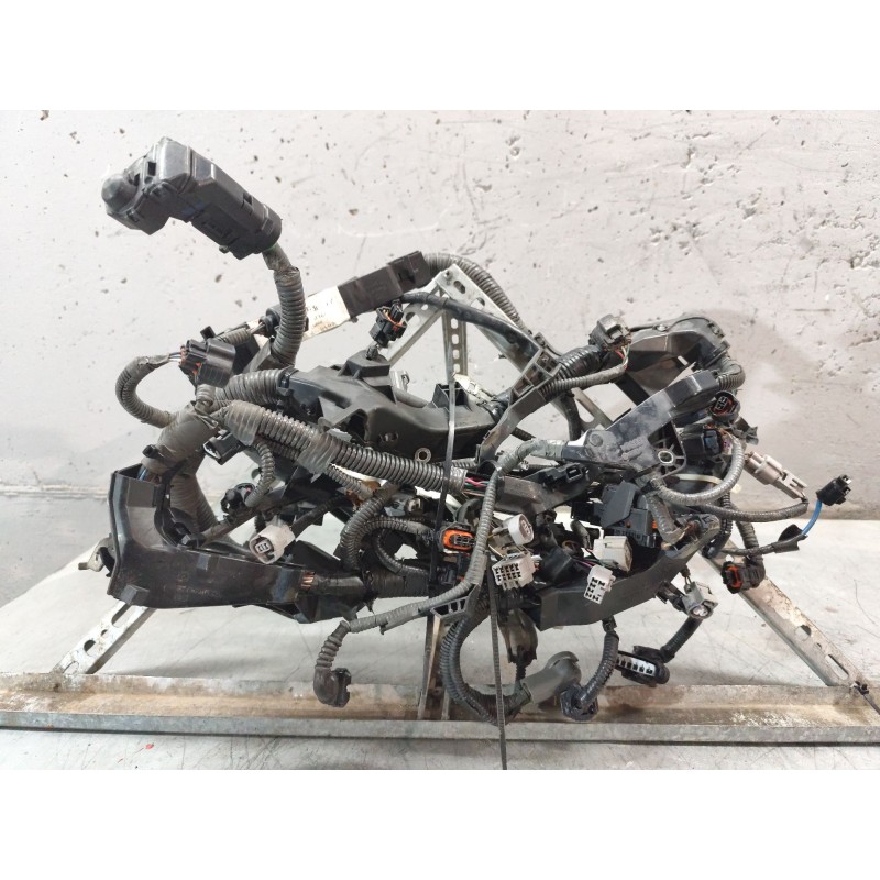 Recambio de instalacion electrica para toyota auris active referencia OEM IAM  INSTALACION ELECTRICA MOTOR - Blanco 2