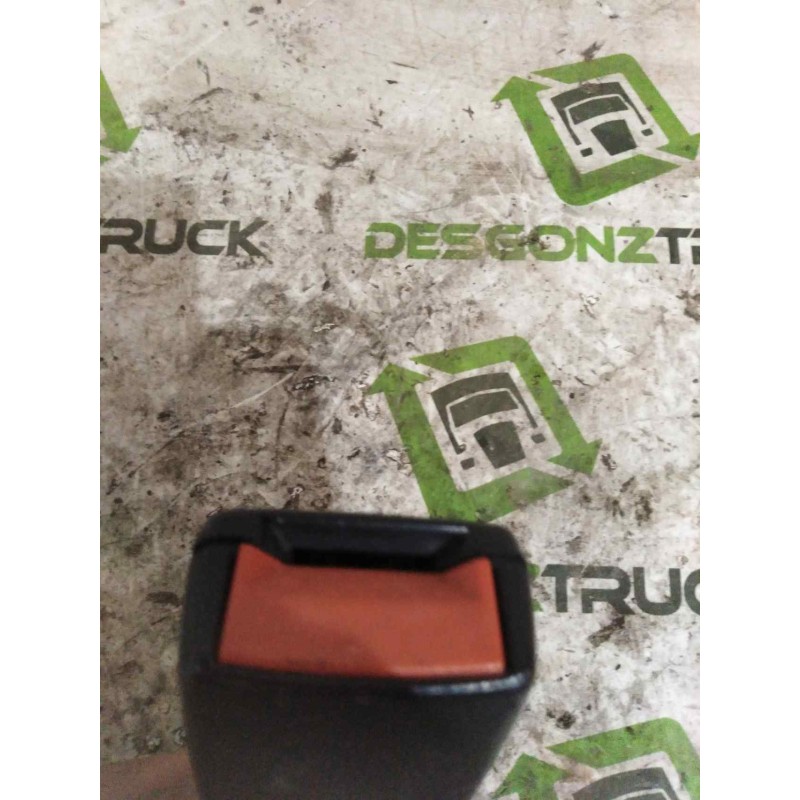 Recambio de enganche de cinturon delantero derecho para man tg - a 18.480 fg / bb (e3/e4) xxl - 5-star referencia OEM IAM 560876 - Rojo 2