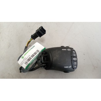 Recambio de mando radio para renault magnum ab diesel referencia OEM IAM 7421014639  