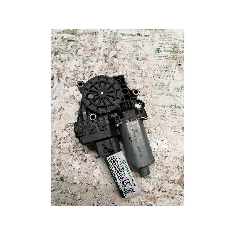 Recambio de motor elevalunas trasero derecho para audi a4 berlina (b5) 1.9 tdi referencia OEM IAM 0130821786 8 PINS