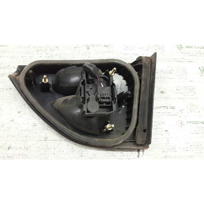 Recambio de piloto trasero izquierdo para renault megane i classic (la0) 1.9 d rn referencia OEM IAM 7700838532 2