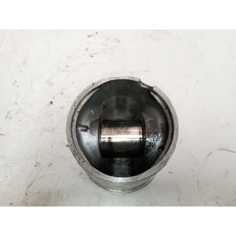 Recambio de piston para volvo fl 618 interc. 180/210/220/250 fg 180/220/250 kw e3 largo (lh1 o l2h1) referencia OEM IAM 276868 - Blanco 3