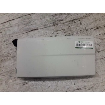 Recambio de molduras delanteras para volkswagen t4 transporter/furgoneta (mod. 1991) referencia OEM IAM  DERECHA 