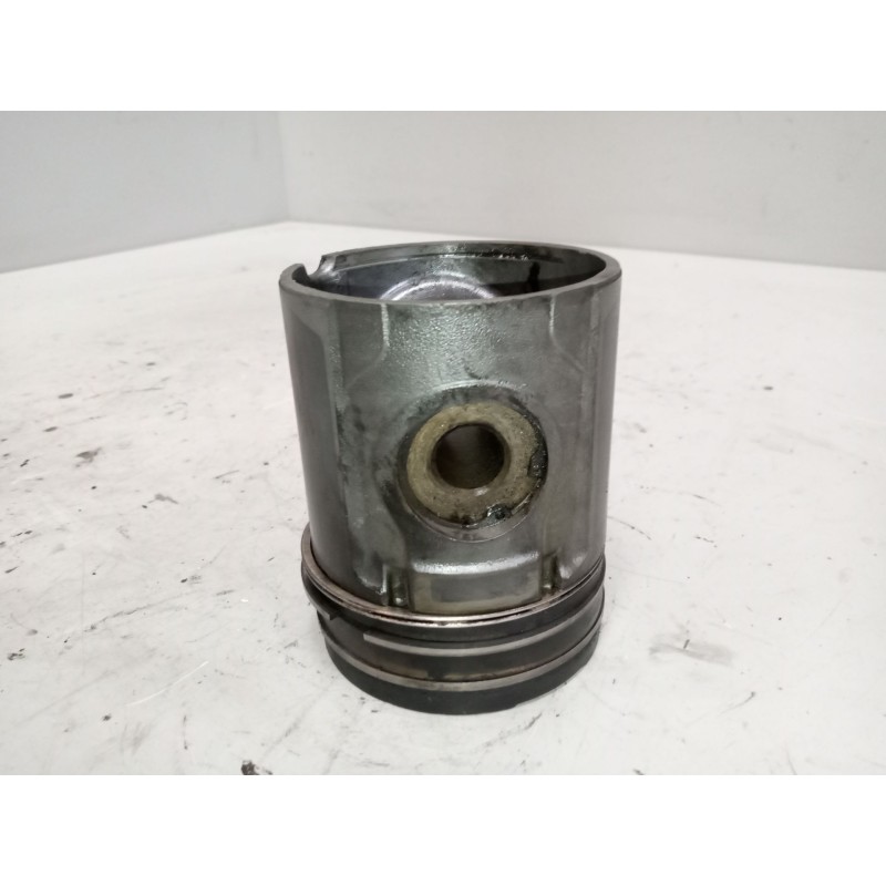 Recambio de piston para volvo fl 618 interc. 180/210/220/250 fg 180/220/250 kw e3 largo (lh1 o l2h1) referencia OEM IAM 276868 - Blanco 2