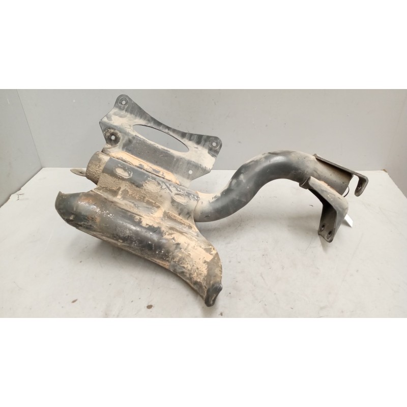 Recambio de soporte guardabarros trasero para mercedes-benz atego 4 cyl. 4x2 2005 referencia OEM IAM A9705202133 DERECHO DELANTE