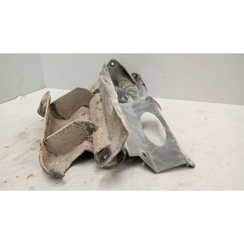 Recambio de soporte guardabarros trasero para mercedes-benz atego 4 cyl. 4x2 2005 referencia OEM IAM A9705202133 DERECHO DELANTE - Azul 2
