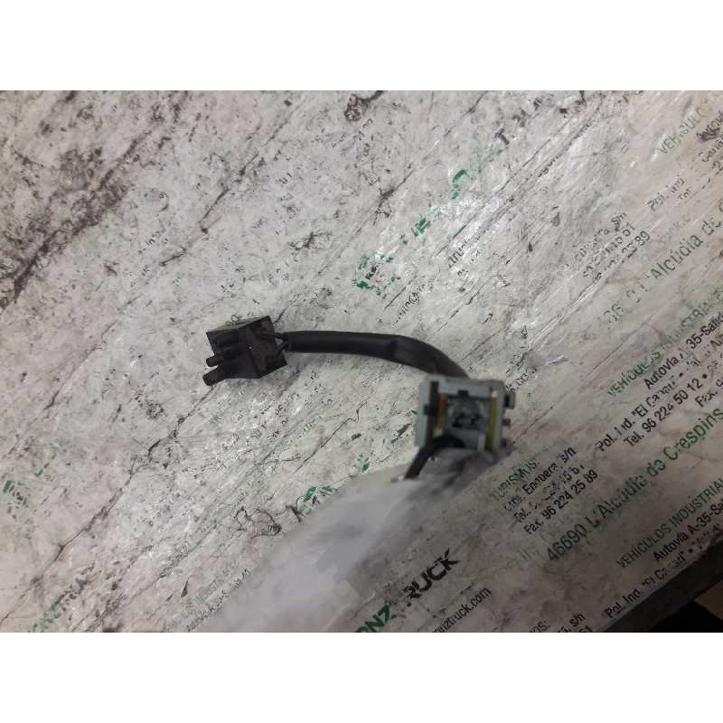 Recambio de interruptor para peugeot 207 1.6 16v cat referencia OEM IAM 95835T02 2 PINS 2