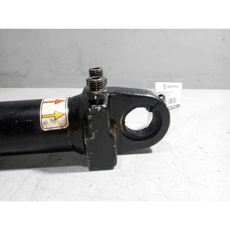Recambio de brazo elevacion cabina para renault magnum ab diesel referencia OEM IAM 5010629264  1034165940 - Blanco 4