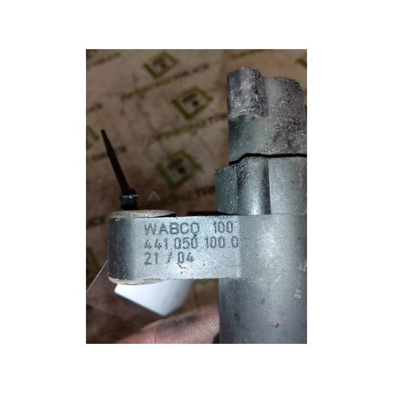 Recambio de valvula aire para renault midlum fg 270.16/c e3 cabina para dormir referencia OEM IAM 4410501000  ELECTRO VALVULA SE - Blanco 4