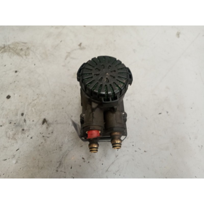 Recambio de valvula aire para volvo fh 480 12.8 diesel referencia OEM IAM 21122034 VALVULA EBS K021203 2
