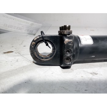 Recambio de brazo elevacion cabina para renault magnum ab diesel referencia OEM IAM 5010629108  1029164611