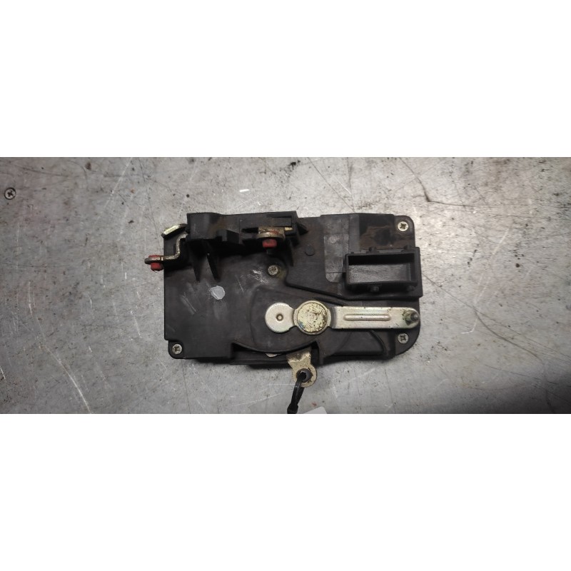 Recambio de cerradura puerta delantera izquierda para citroën jumpy 2.0 hdi sx caja cerrada acristalada referencia OEM IAM 2