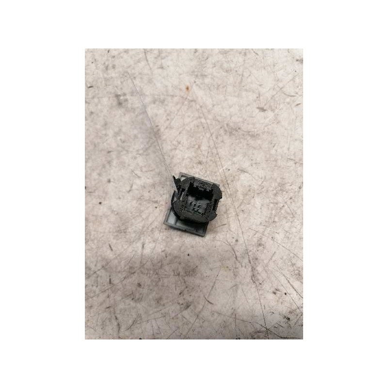Recambio de boton esp para ford focus berlina (cap) ambiente (d) referencia OEM IAM 7M5T2C418BA 5 PINS - Negro 2