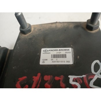 Recambio de valvula aire para mercedes-benz actros bm 963.xxx 2-achser referencia OEM IAM A0014311013 VALVULA EBS K000920
