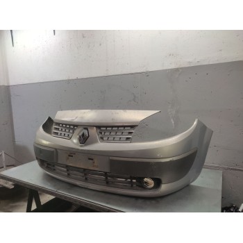 Recambio de paragolpes delantero para renault scenic ii 1.9 dci diesel referencia OEM IAM   