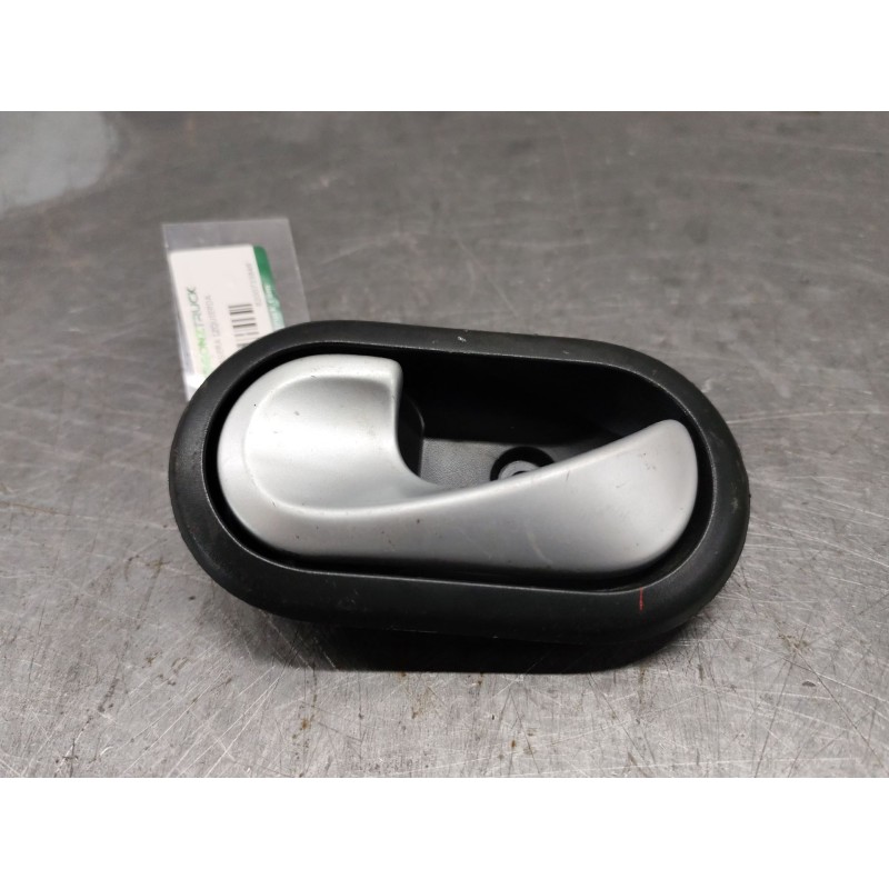 Recambio de maneta interior trasera izquierda para dacia duster ambiance 4x2 referencia OEM IAM 8200733848 - Gris 6