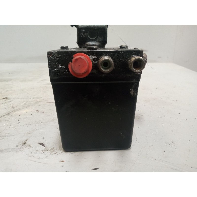 Recambio de bomba elevacion cabina para renault magnum ab 2005 12.8 diesel referencia OEM IAM 5010615920 - Blanco 4