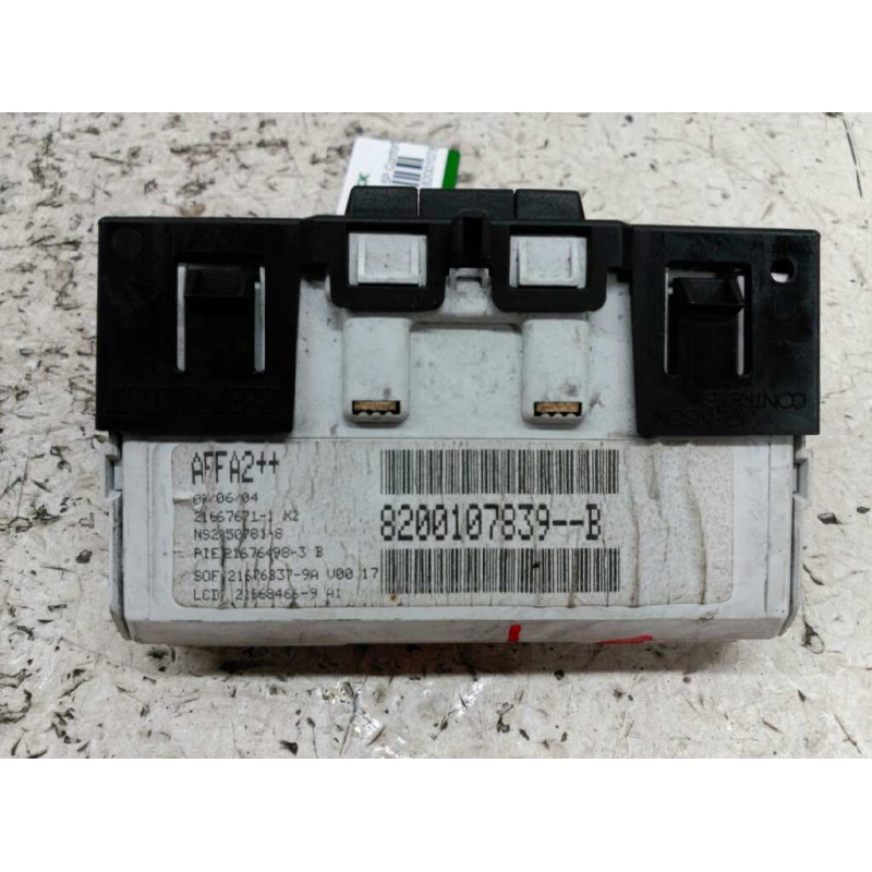 Recambio de pantalla multifuncion para renault megane ii berlina 5p confort dynamique referencia OEM IAM 8200107839B 216737697 2 2