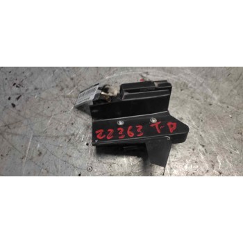 Recambio de cerradura puerta trasera derecha para dacia sandero referencia OEM IAM   