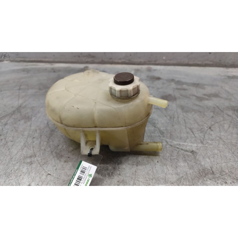 Recambio de deposito expansion para renault master ii ph. 2 doka/pr. fgst 2.5 diesel referencia OEM IAM - Blanco 2
