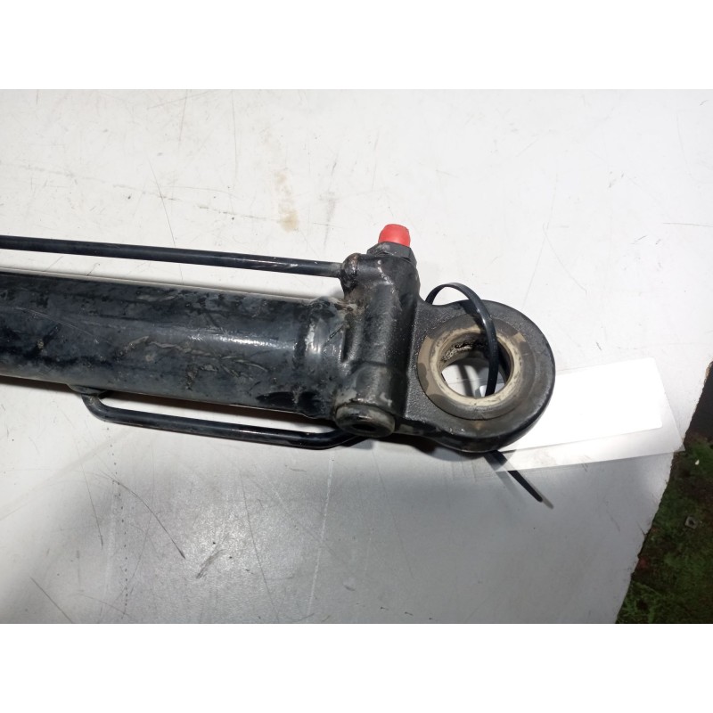 Recambio de brazo elevacion cabina para man tg - a 26.480 12.8 diesel (d 2876 lf 12) referencia OEM IAM 85417236030 81417236138 - Rojo 4