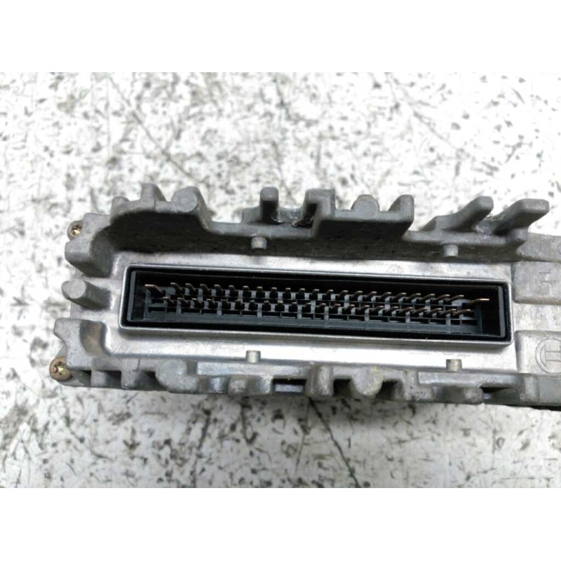 Recambio de centralita motor uce para volkswagen polo berlina (6n1) air referencia OEM IAM 0261203914 030906027K 26SA4123 2