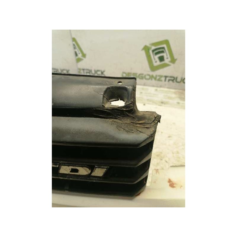 Recambio de rejilla delantera para volkswagen t4 transporter/furgoneta syncro (mod. 1991) combi referencia OEM IAM 4