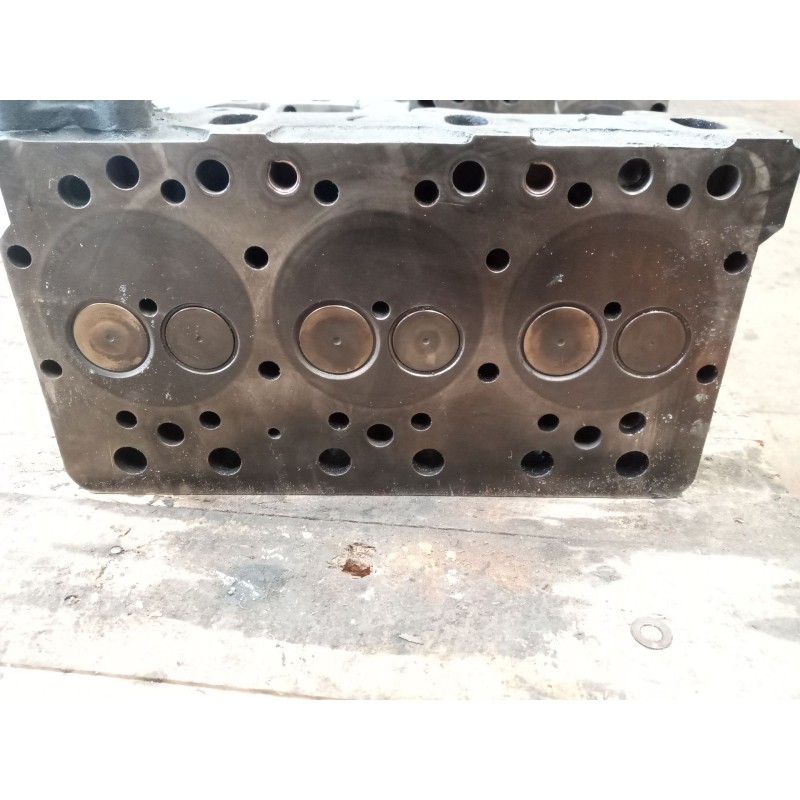 Recambio de culata para volvo fl 618 interc. 180/210/220/250 fg 180/220/250 kw e3 largo (lh1 o l2h1) referencia OEM IAM 8192042 - Blanco 2