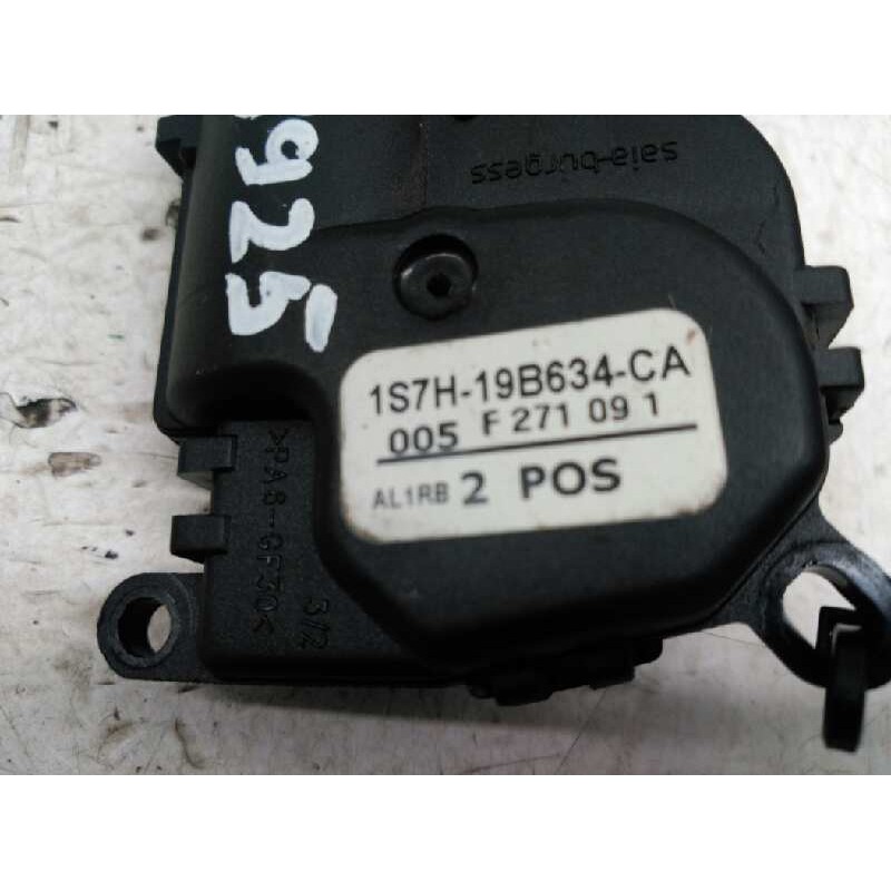 Recambio de motor regulador climatizacion para ford focus berlina (cap) ghia referencia OEM IAM 1S7H19B634CA - Blanco 2