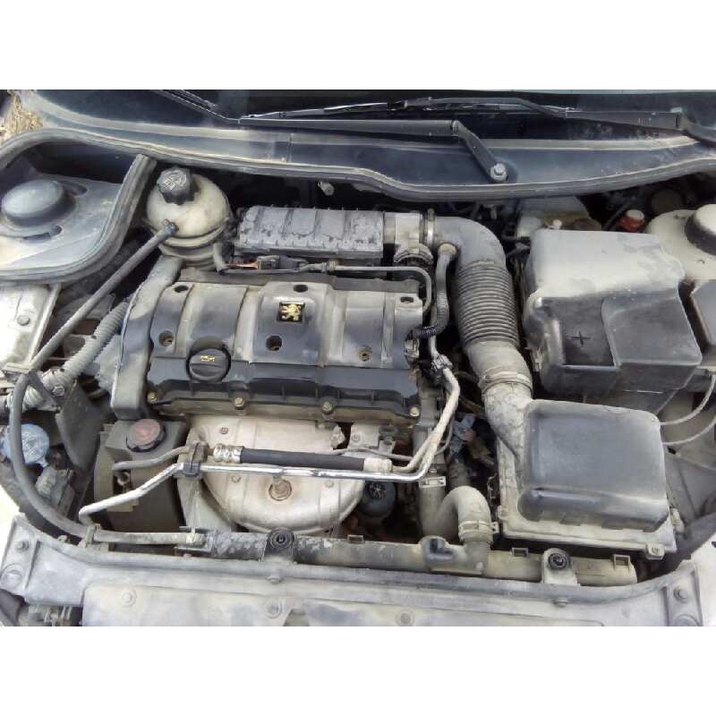 PEUGEOT 206 BERLINA