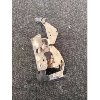 Recambio de cerradura puerta delantera derecha para volvo fl xxx fg 4x2 cabina para grupos (l4h1c) referencia OEM IAM   