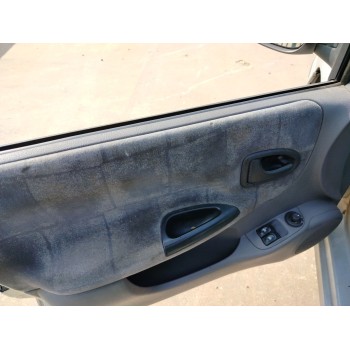 renault megane i fase 2 berlina (ba0) del año 2001