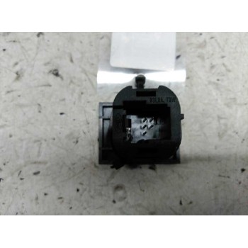 Recambio de boton antivaho para ford focus berlina (cap) ghia referencia OEM IAM 8V4T18C621AB  