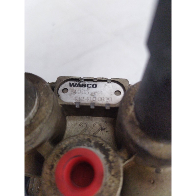 Recambio de valvula aire adicional para scania serie 4 (p/r 124 l) fsa 440 (4x2) e3 corto cr 13 / 14 b referencia OEM IAM 144175 2