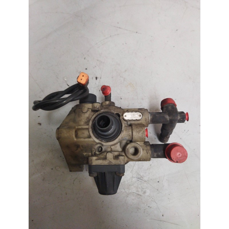 Recambio de valvula aire adicional para scania serie 4 (p/r 124 l) fsa 440 (4x2) e3 corto cr 13 / 14 b referencia OEM IAM 144175 4