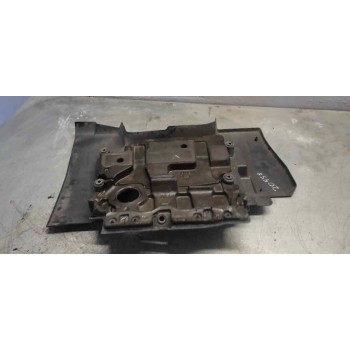 Recambio de tapa motor para toyota corolla verso (r1) referencia OEM IAM   