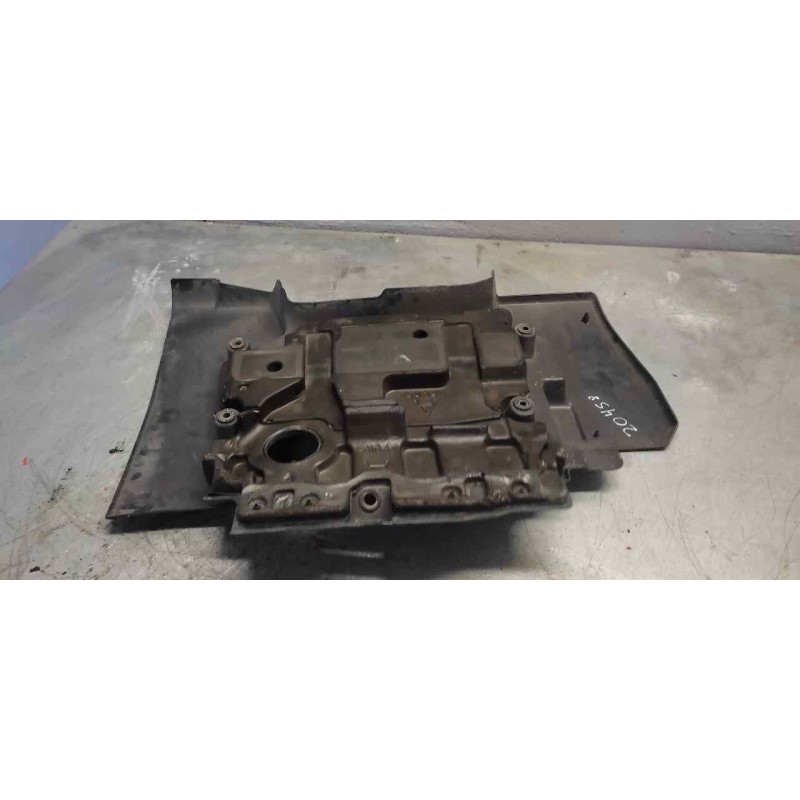 Recambio de tapa motor para toyota corolla verso (r1) referencia OEM IAM 2