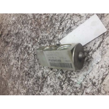 Recambio de valvula expansion para opel corsa c blue line referencia OEM IAM 662492D  