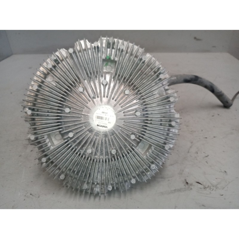 Recambio de ventilador viscoso motor para scania serie p/g/r (d-clase) 9.0 diesel (5 cil.) referencia OEM IAM 2410084 - Blanco