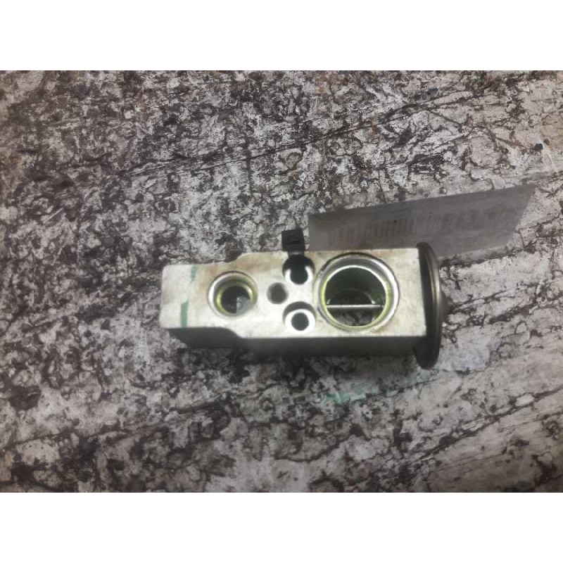 Recambio de valvula expansion para opel corsa c blue line referencia OEM IAM 662492D - Rojo 3