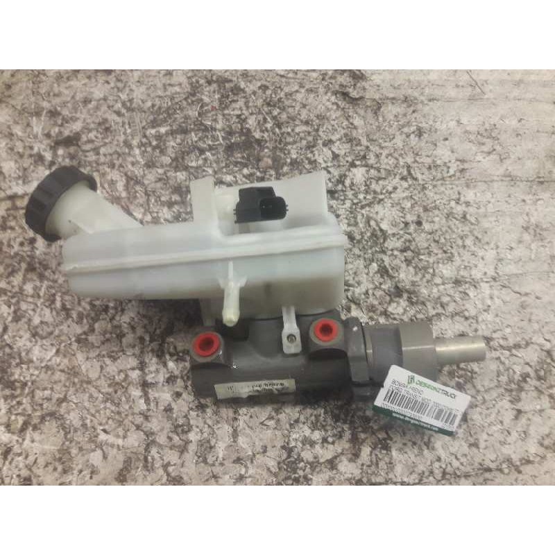 Recambio de bomba freno para ford transit mod. 2000 combi ft 260 2.0 corto referencia OEM IAM 221313 BOSCH - Blanco